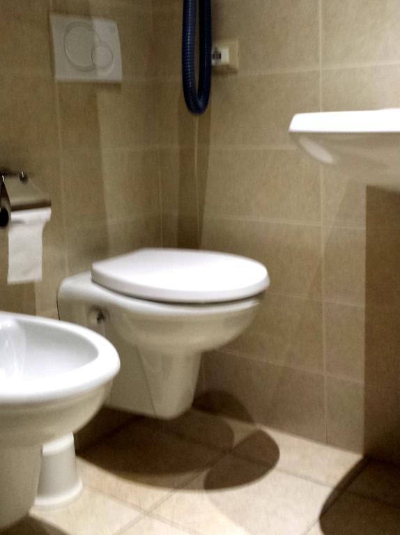 Hotel Galles Римини Номер фото