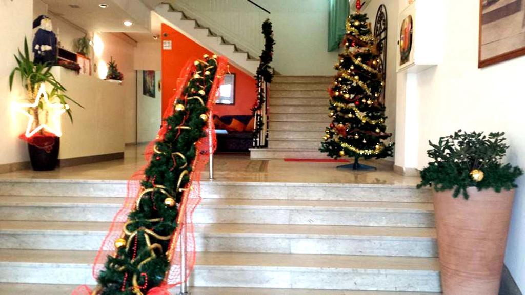 Hotel Galles Римини Экстерьер фото
