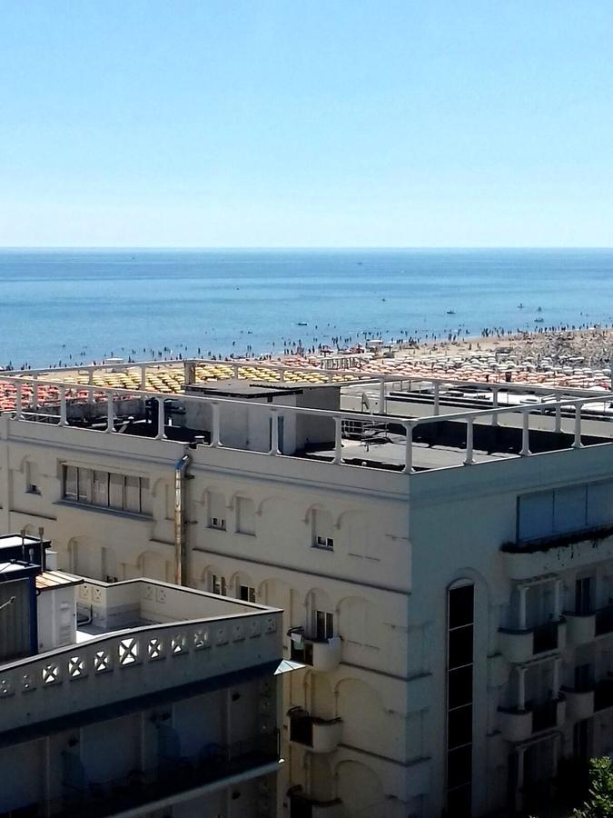 Hotel Galles Римини Экстерьер фото