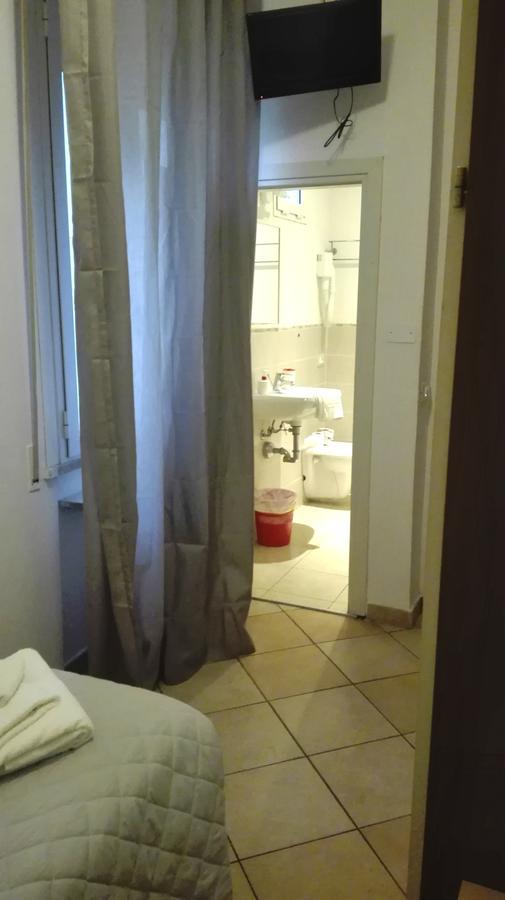 Hotel Galles Римини Экстерьер фото