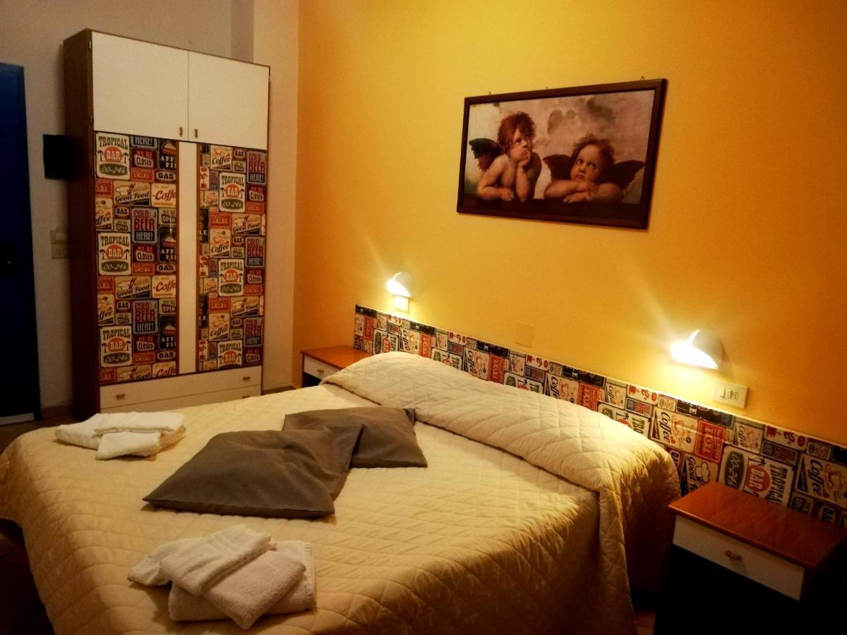 Hotel Galles Римини Экстерьер фото